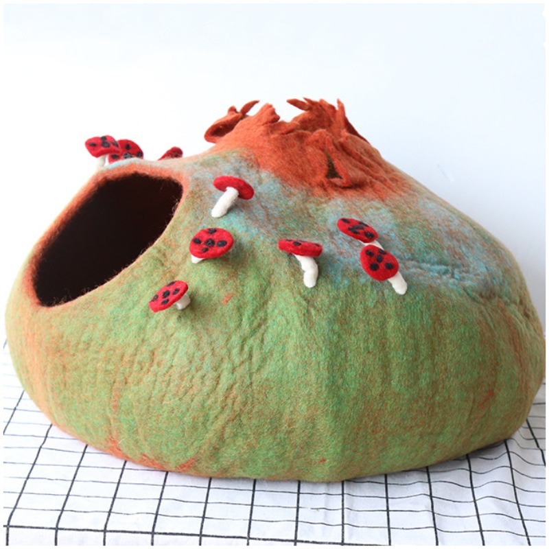 Eco-Friendly Wool Felt Cat House Round Warm Cave