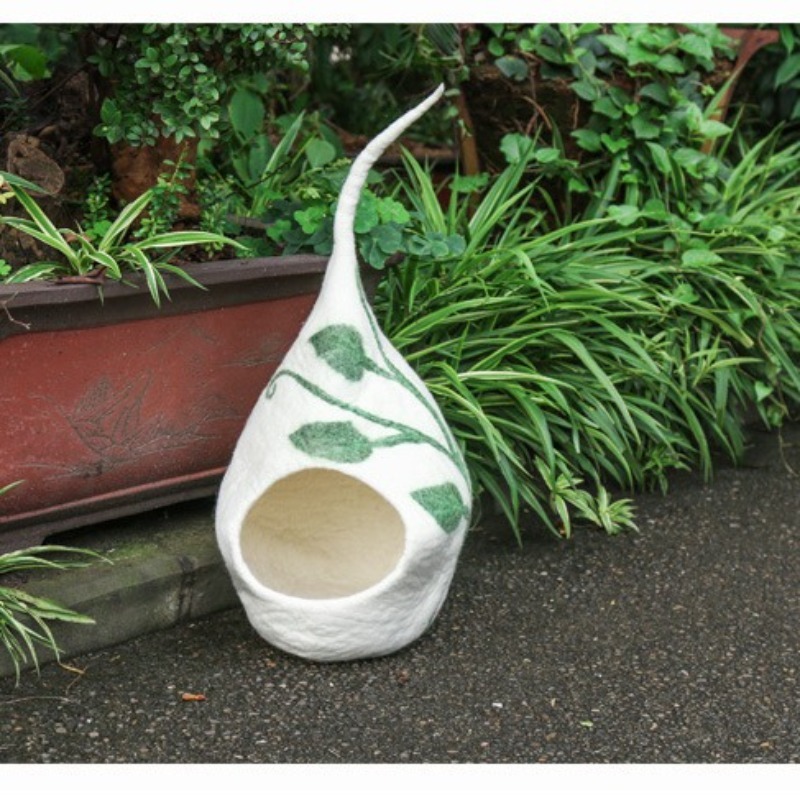 Eco-Friendly Wool Felt Cat House Round Warm Cave