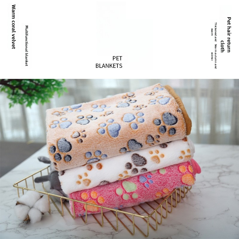 Coral Fleece Pet Blanket for Year-Round Warmth