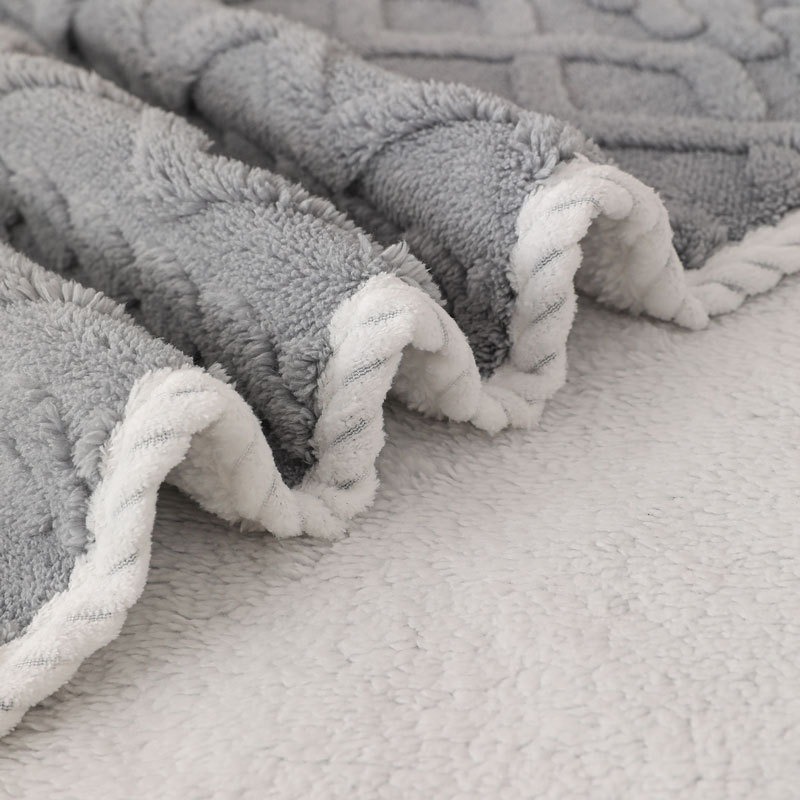Extra Large Thickened Waterproof Pet Blanket