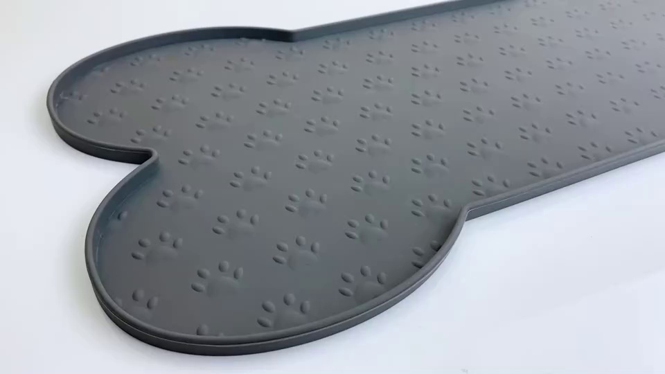 Bone-Shaped Silicone Pet Feeding Mat
