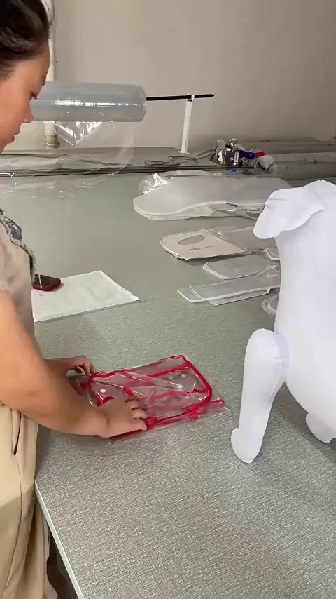 Drop Shaped Paw Print Pet Ashes Urn Pendant