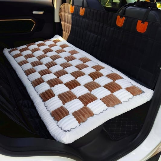 Extra Thick Grid Pattern Pet Sleeping Car Pad
