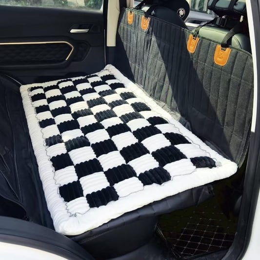 Extra Thick Grid Pattern Pet Sleeping Car Pad