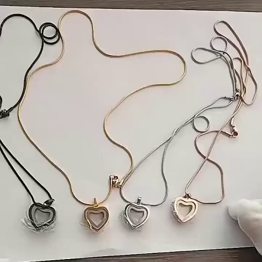 Openable Heart Shaped Glass Pet Urn Pendant